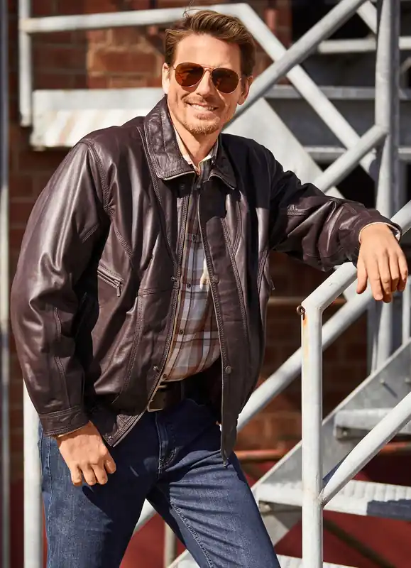 Lederblouson mit Doppeltaschen Neu