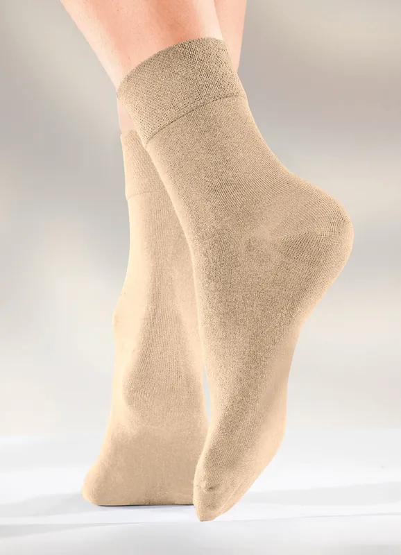 Sechserpack Socken in verschiedenen Farbstellungen Nur Heute