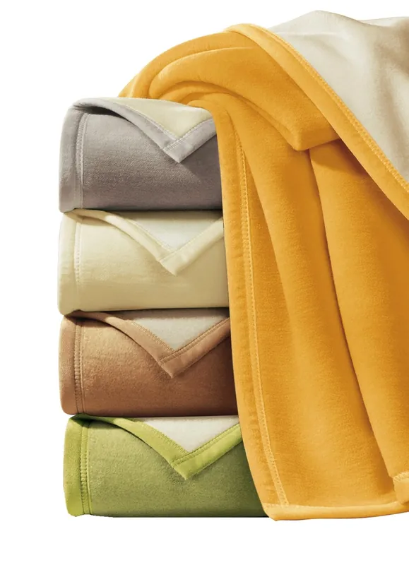 Schlafdecke von Bocasa mit Veloursbandeinfassung Sonderangebot