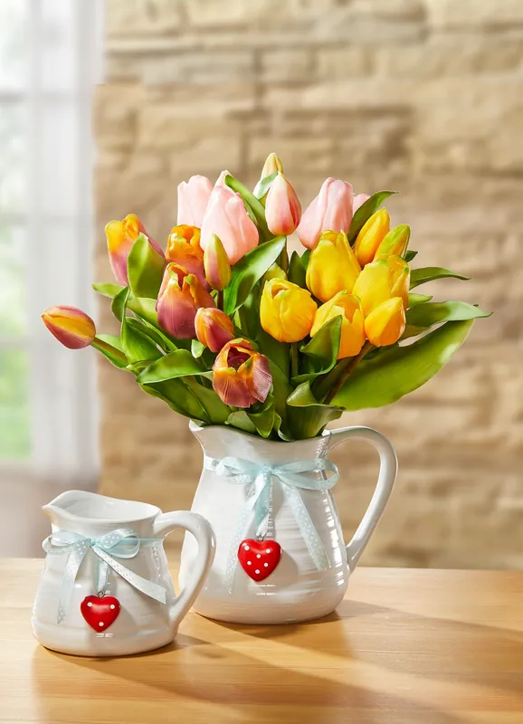 Tulpenstrauß aus hochwertigem Kunstmaterial Finale Aktion