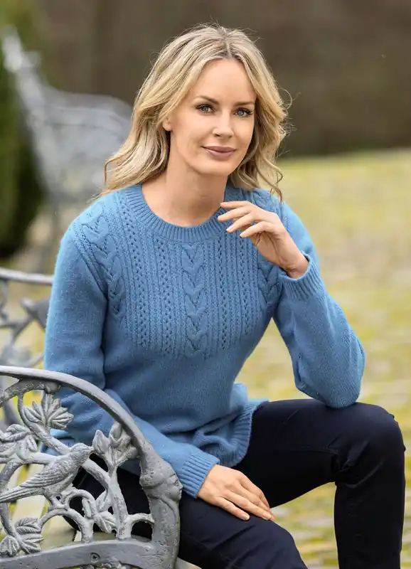 Pullover mit Strukturmix Neue Kollektion