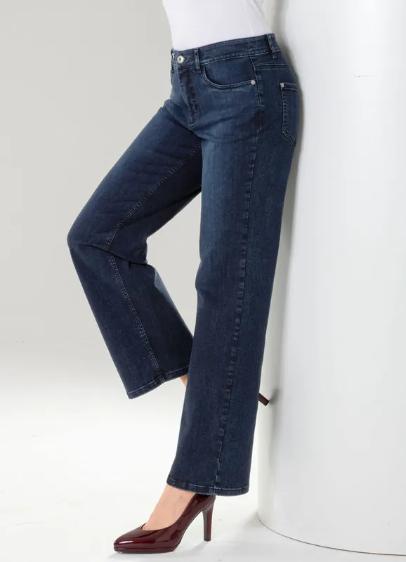 Jeans mit Stern-Details Neu Im Sortiment